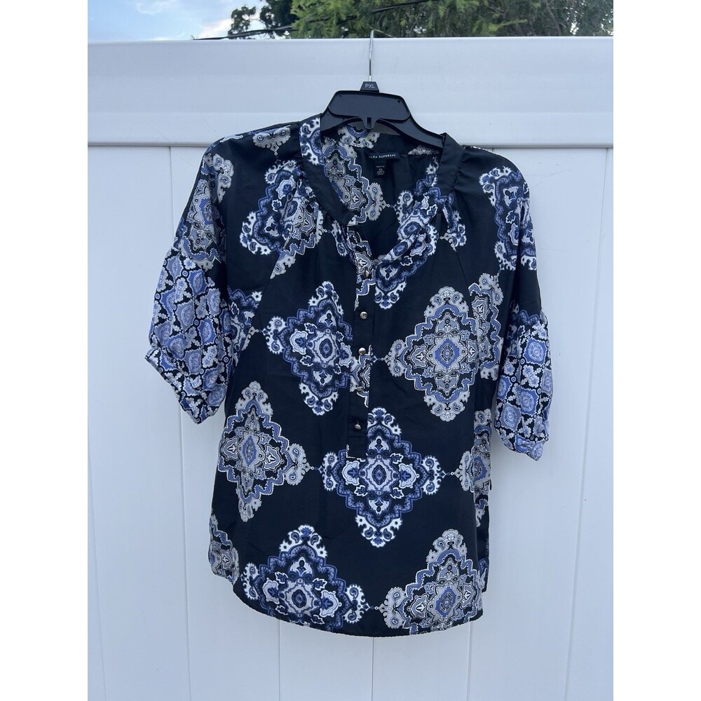Banana Republic 100% Silk Blouse XSP Petite Office Career Blue